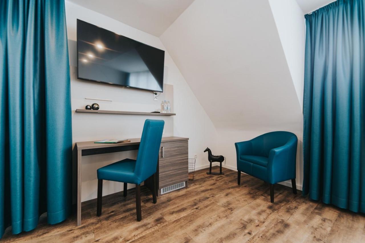 Hotel Restaurant Adria Stuben Bruehl ภายนอก รูปภาพ