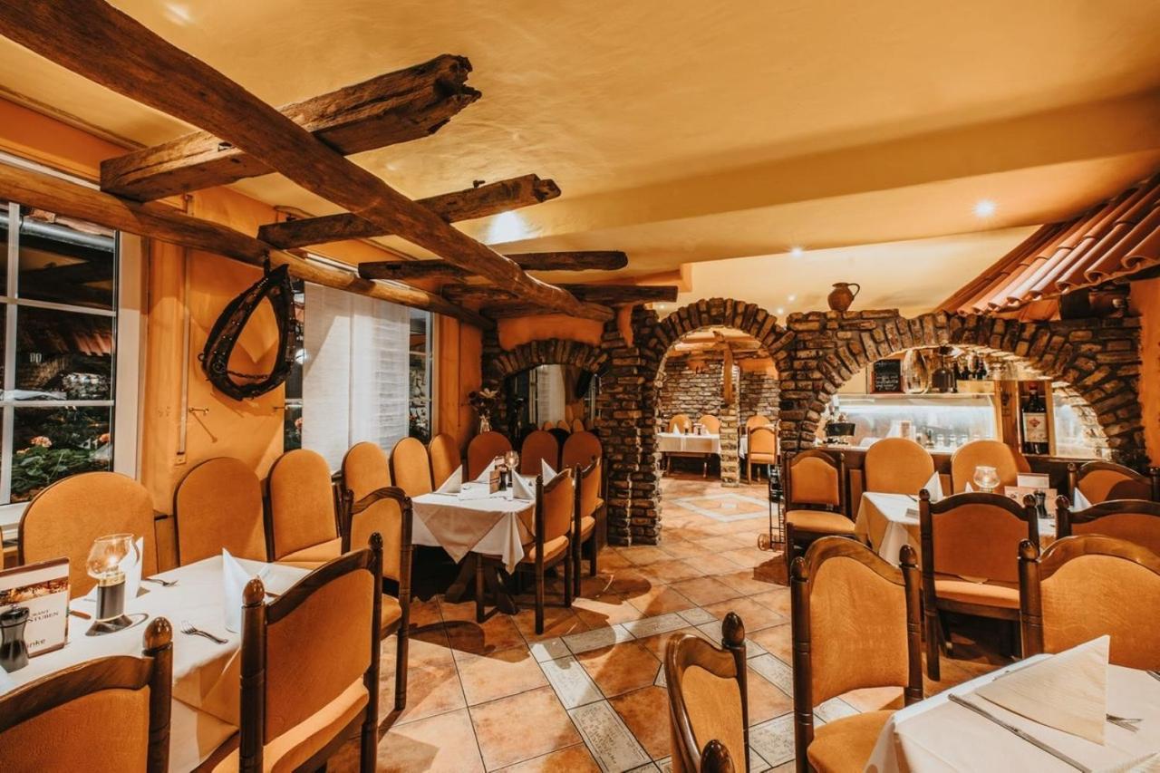 Hotel Restaurant Adria Stuben Bruehl ภายนอก รูปภาพ